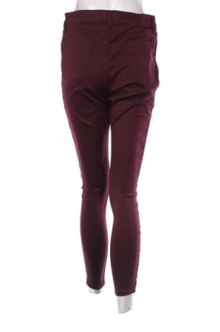 Damskie spodnie F&F, Rozmiar L, Kolor Czerwony, Cena 56,37 zł