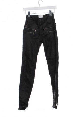 Дамски панталон Free Quent, Размер XS, Цвят Черен, Цена 20,90 €