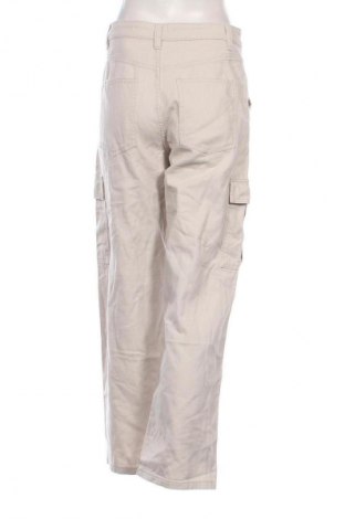 Női nadrág H&M, Méret M, Szín Ekrü
, Ár 3 499 Ft