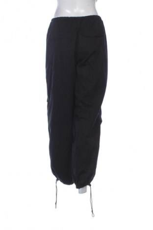 Γυναικείο παντελόνι H&M Divided, Μέγεθος L, Χρώμα Μαύρο, Τιμή 20,00 €