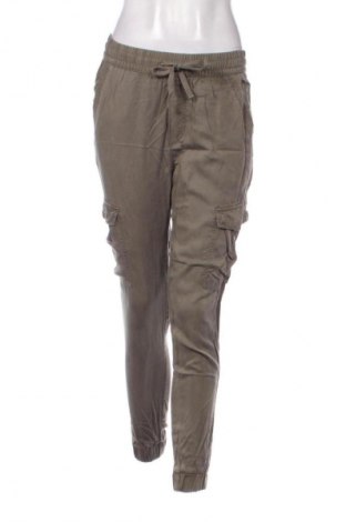 Pantaloni de femei H&M L.O.G.G., Mărime S, Culoare Verde, Preț 78,20 Lei