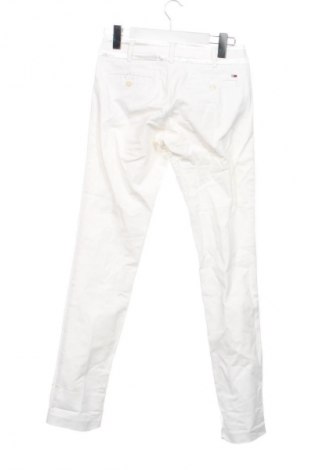 Дамски панталон Hilfiger Denim, Размер M, Цвят Бял, Цена 132,12 €