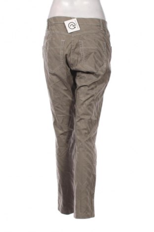 Pantaloni de femei KJ Brand, Mărime M, Culoare Bej, Preț 49,99 Lei