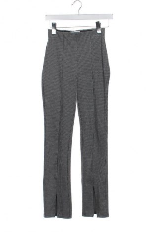 Γυναικείο παντελόνι Mango, Μέγεθος XS, Χρώμα Πολύχρωμο, Τιμή 17,00 €