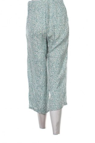 Дамски панталон Pull&Bear, Размер S, Цвят Многоцветен, Цена 14,77 €