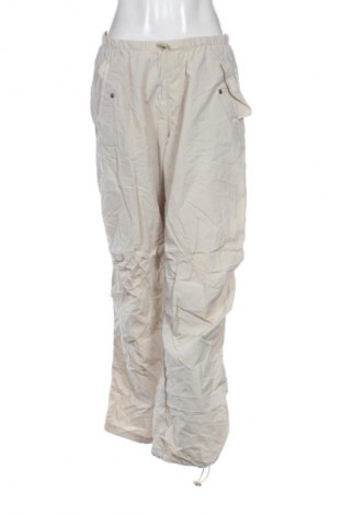 Дамски панталон Pull&Bear, Размер L, Цвят Бежов, Цена 7,15 €