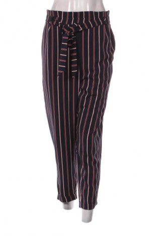 Дамски панталон Pull&Bear, Размер XL, Цвят Многоцветен, Цена 7,15 €