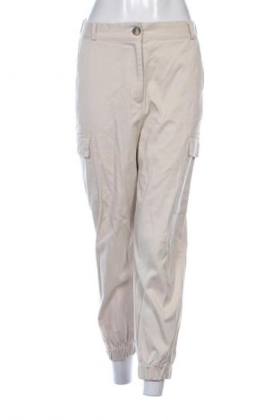 Γυναικείο παντελόνι Reserved, Μέγεθος M, Χρώμα  Μπέζ, Τιμή 15,00 €