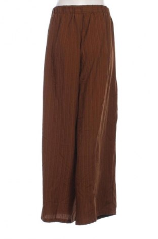 Дамски панталон SHEIN, Размер XXL, Цвят Кафяв, Цена 8,69 €