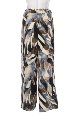 Дамски панталон SHEIN, Размер M, Цвят Многоцветен, Цена 14,83 €