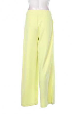 Pantaloni de femei Sinsay, Mărime M, Culoare Galben, Preț 77,30 Lei