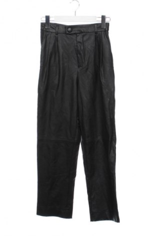 Damenhose Stradivarius, Größe XS, Farbe Schwarz, Preis € 15,00