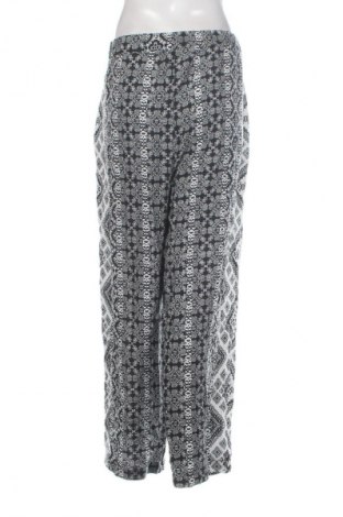 Damskie spodnie Top Secret, Rozmiar XXL, Kolor Kolorowy, Cena 30,99 zł