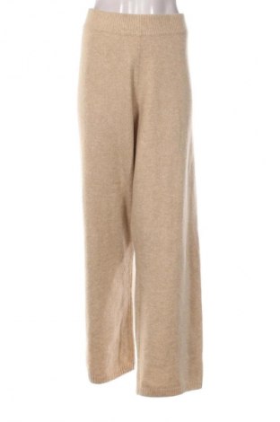 Дамски панталон Unbranded, Размер XL, Цвят Бежов, Цена 5,62 €
