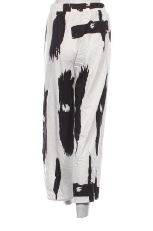 Дамски панталон Unbranded, Размер S, Цвят Многоцветен, Цена 5,62 €