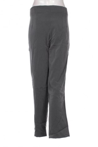 Дамски панталон Unbranded, Размер 3XL, Цвят Сив, Цена 8,69 €