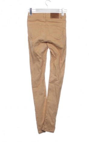 Дамски панталон Unbranded, Размер XXS, Цвят Жълт, Цена 15,00 €