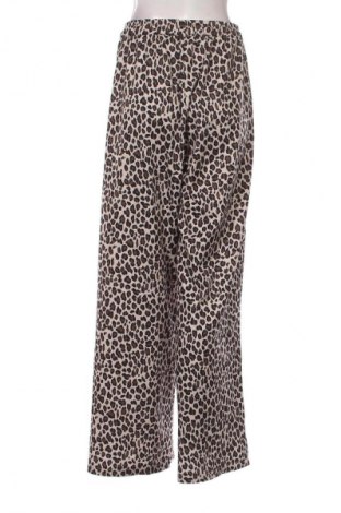 Γυναικείο παντελόνι Unbranded, Μέγεθος XL, Χρώμα Πολύχρωμο, Τιμή 15,00 €
