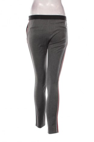 Дамски панталон Zara, Размер S, Цвят Многоцветен, Цена 23,59 €