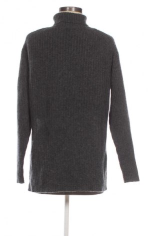 Pulover de femei FTC, Mărime S, Culoare Negru, Preț 1.185,07 Lei