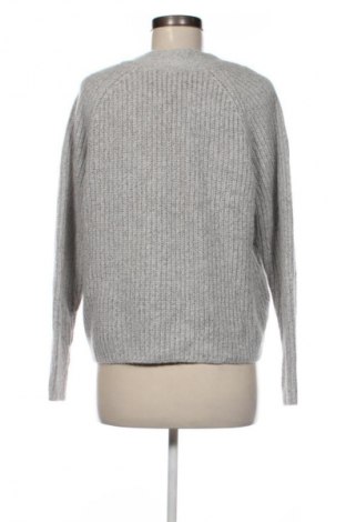 Dámsky pulóver Gestuz, Veľkosť L, Farba Sivá, Cena  26,95 €