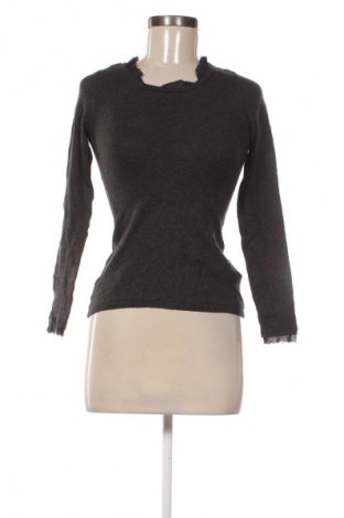 Dámský svetr Osaga, Velikost S, Barva Šedá, Cena  349,00 Kč