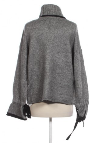 Dámský svetr Unbranded, Velikost M, Barva Šedá, Cena  229,00 Kč