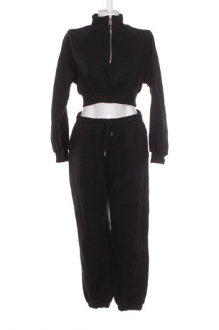 Dresy damskie Trendyol, Rozmiar L, Kolor Czarny, Cena 340,22 zł