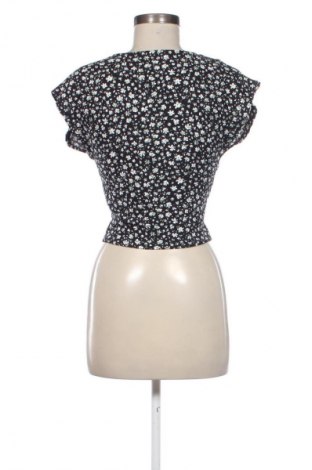 Дамски топ ONLY, Размер XS, Цвят Многоцветен, Цена 10,16 €