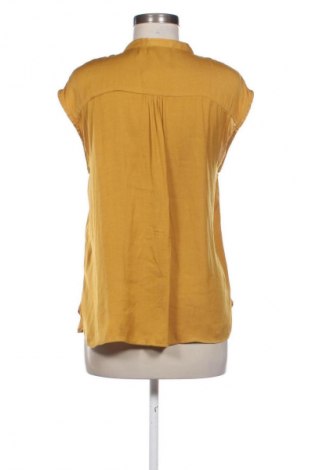 Dámský top VILA, Velikost M, Barva Žlutá, Cena  283,00 Kč
