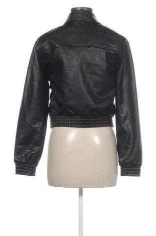 Damen Lederjacke Stradivarius, Größe S, Farbe Schwarz, Preis 26,99 €