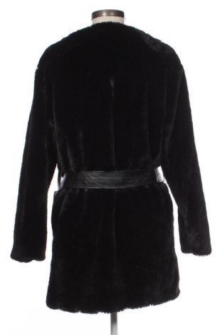 Дамско палто Pull&Bear, Размер S, Цвят Черен, Цена 45,00 €