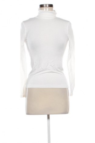 Дамско полo Stradivarius, Размер S, Цвят Бял, Цена 10,00 €