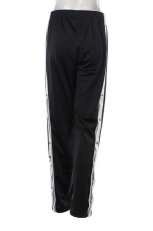 Дамско спортно долнище Adidas, Размер M, Цвят Многоцветен, Цена 42,14 €