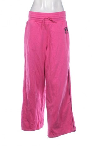 Γυναικείο αθλητικό παντελόνι Barbie, Μέγεθος M, Χρώμα Ρόζ , Τιμή 15,00 €
