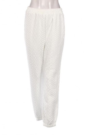 Дамско спортно долнище SHEIN, Размер M, Цвят Бял, Цена 14,82 €