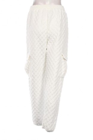 Damen Sporthose SHEIN, Größe M, Farbe Weiß, Preis 14,82 €