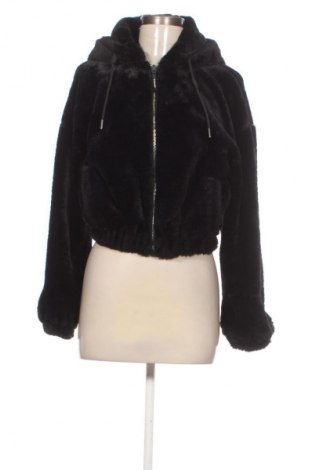 Kurtka damska Bershka, Rozmiar S, Kolor Czarny, Cena 71,99 zł