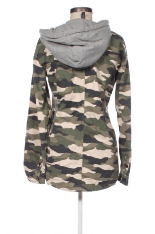 Dámska bunda  H&M Divided, Veľkosť M, Farba Viacfarebná, Cena  25,00 €