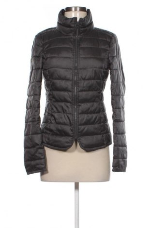 Дамско яке ONLY, Размер S, Цвят Черен, Цена 12,78 €