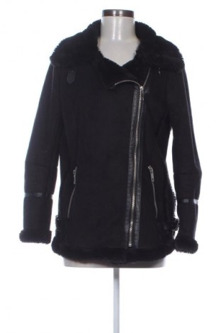 Γυναικείο μπουφάν Pull&Bear, Μέγεθος S, Χρώμα Μαύρο, Τιμή 22,99 €