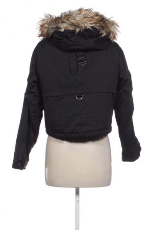 Dámská bunda  Pull&Bear, Velikost XS, Barva Černá, Cena  659,00 Kč