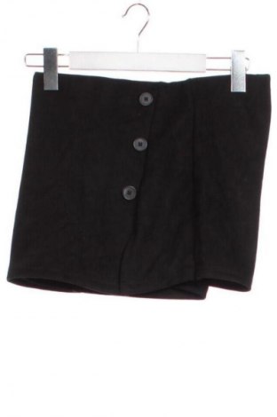 Detské krátke nohavice  C&A, Veľkosť 15-18y/ 170-176 cm, Farba Čierna, Cena  3,95 €