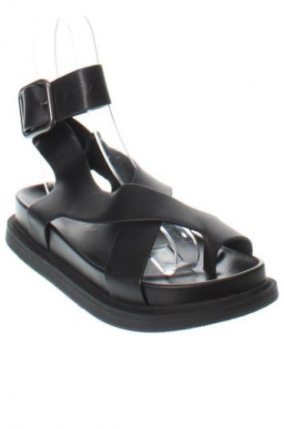 Детски сандали Pull&Bear, Размер 35, Цвят Черен, Цена 11,70 €