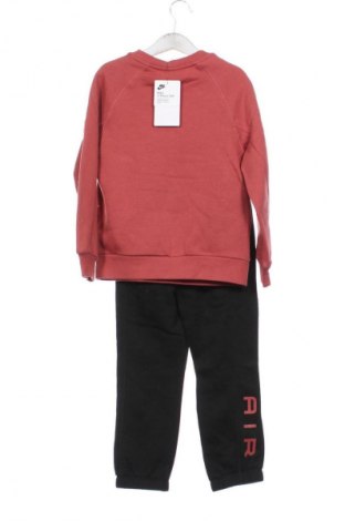 Detská športová súprava Nike, Veľkosť 4-5y/ 110-116 cm, Farba Viacfarebná, Cena  65,95 €