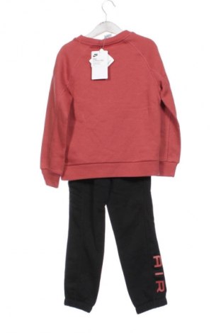 Detská športová súprava Nike, Veľkosť 4-5y/ 110-116 cm, Farba Viacfarebná, Cena  52,95 €