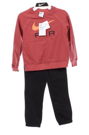 Kinder Sportanzug Nike, Größe 4-5y/ 110-116 cm, Farbe Mehrfarbig, Preis 57,99 €