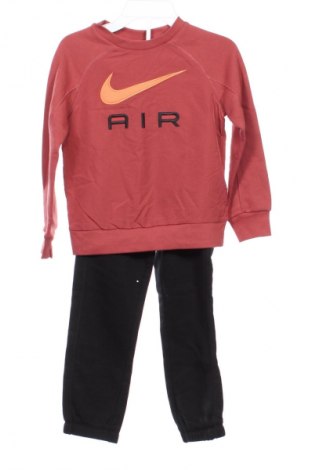 Kinder Sportanzug Nike, Größe 3-4y/ 104-110 cm, Farbe Mehrfarbig, Preis 52,99 €