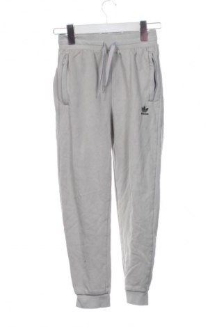 Pantaloni de trening, pentru copii Adidas Originals, Mărime 10-11y/ 146-152 cm, Culoare Verde, Preț 92,99 Lei