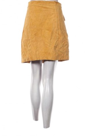 Kožená sukně  Pepe Jeans, Velikost L, Barva Oranžová, Cena  969,00 Kč